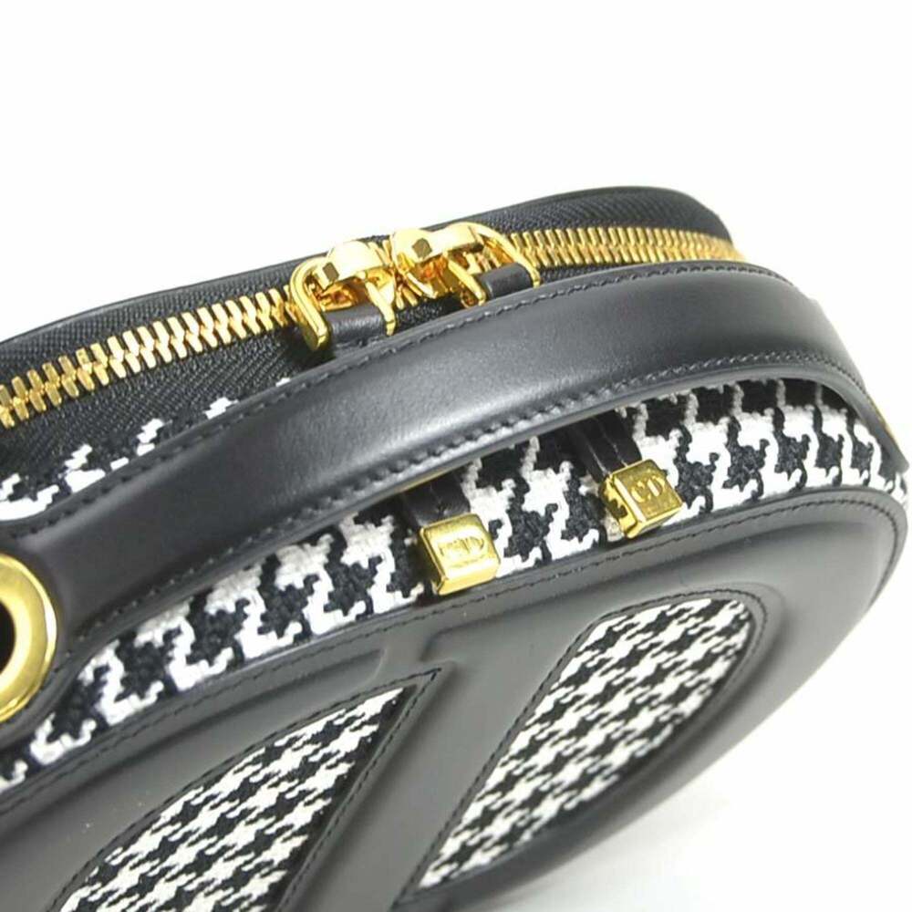 CHRISTIAN DIOR Black Leather Shoulder Bag - Picture 8 of 15